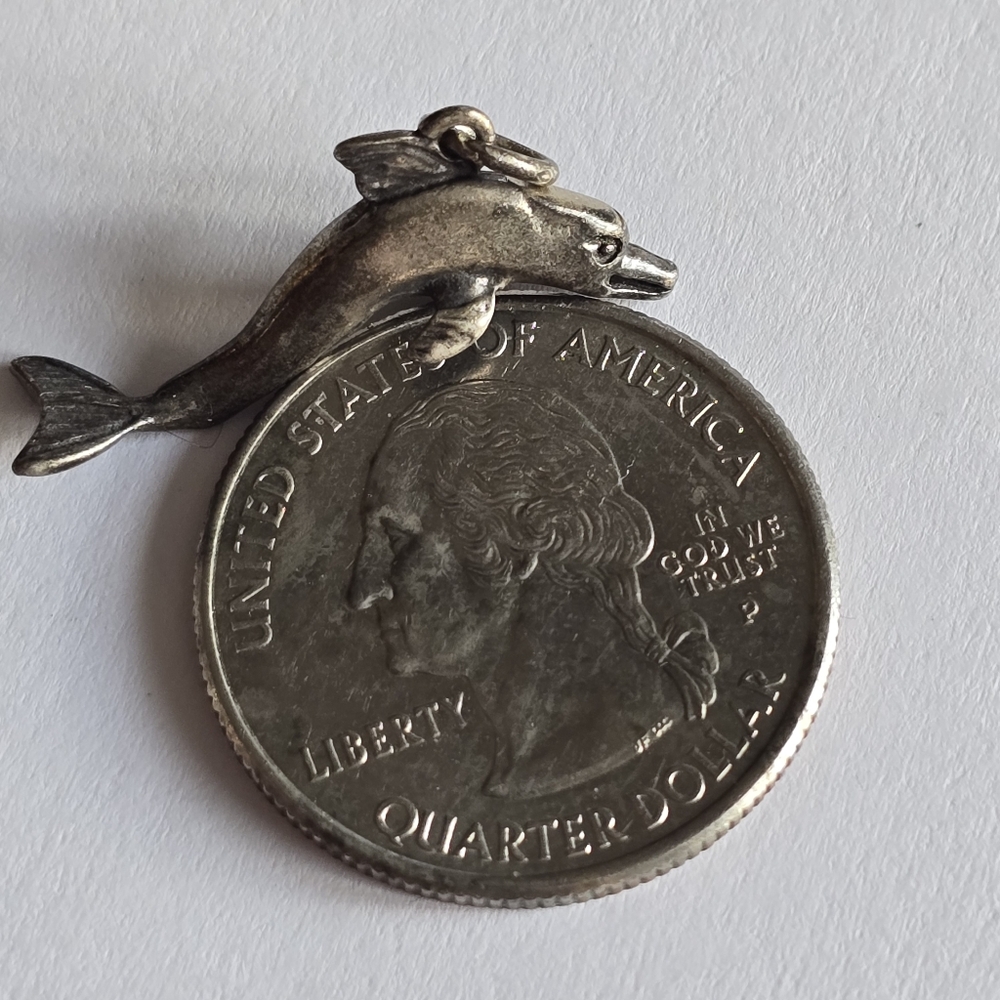 Vintage Dolphin charm sterling silver 925 porpoise ocean sea bottlenose beach - Picture 4 of 6